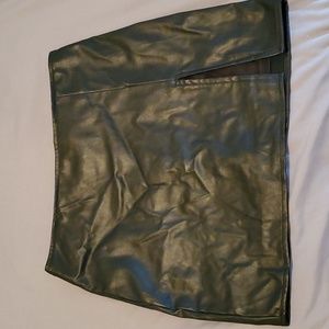 Fashion Nova mini skirt in size small